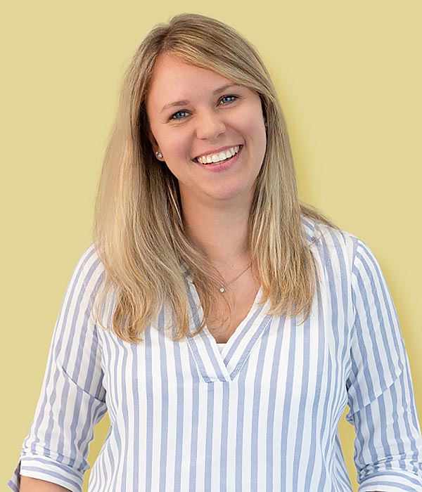 Porträt von Christina Beha – Social-Media-Managerin